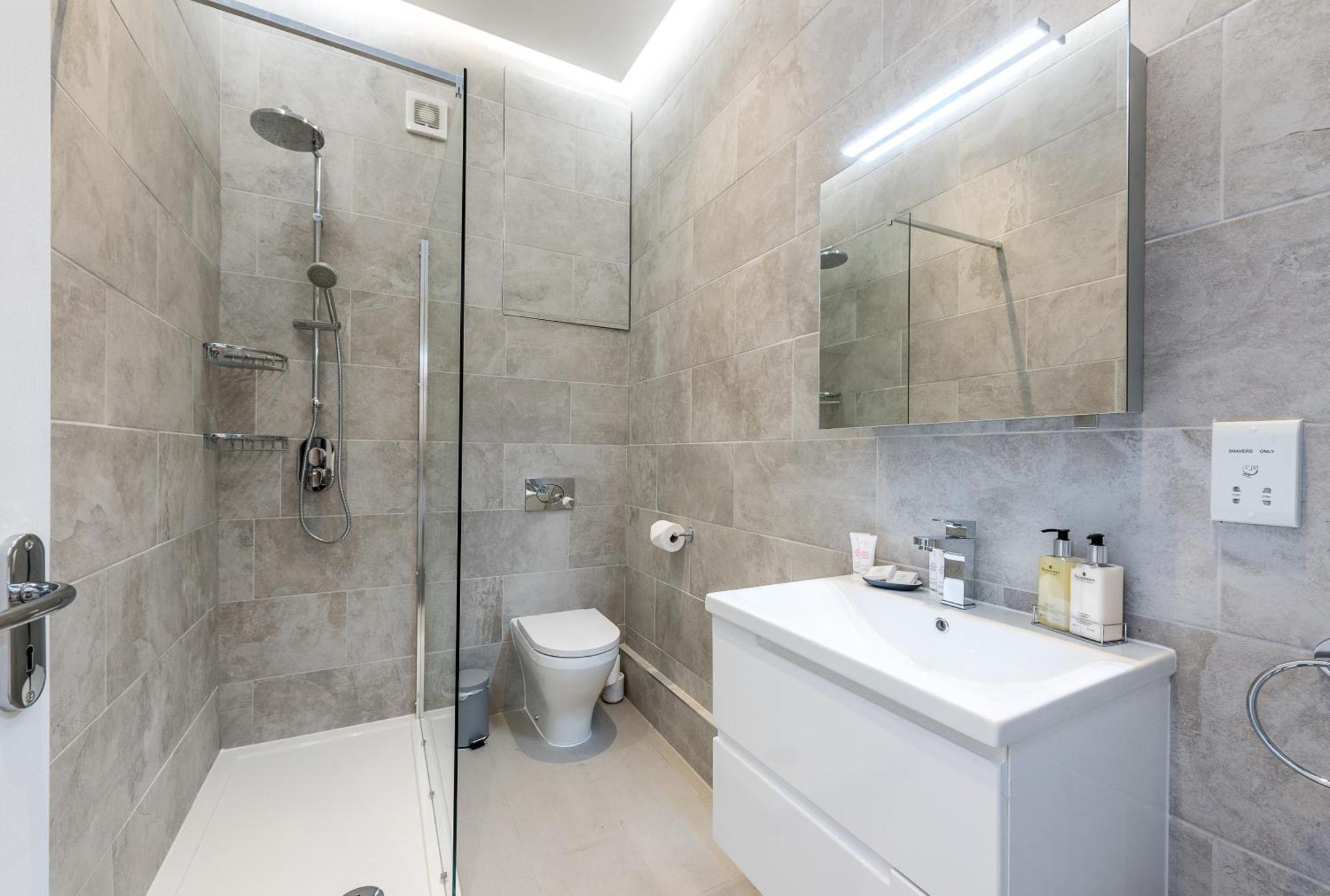 Casa Italia Near Kings Road In Chelsea With Wifi & Washing Machine Apartment Londra Exterior foto